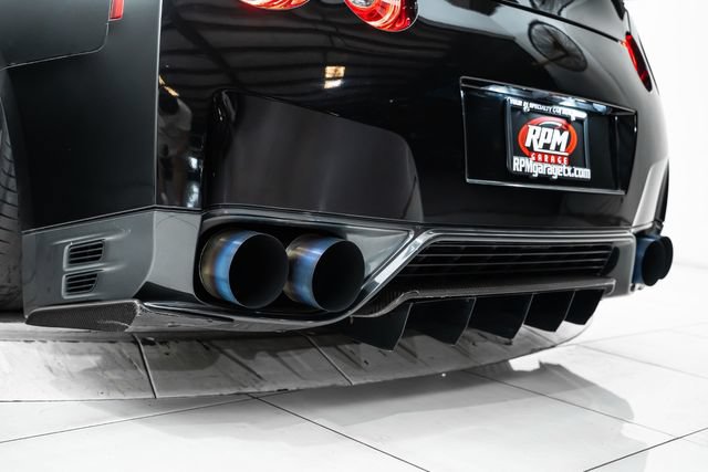 Used 2015 Nissan GT-R Black Edition AWD/4WD image 12