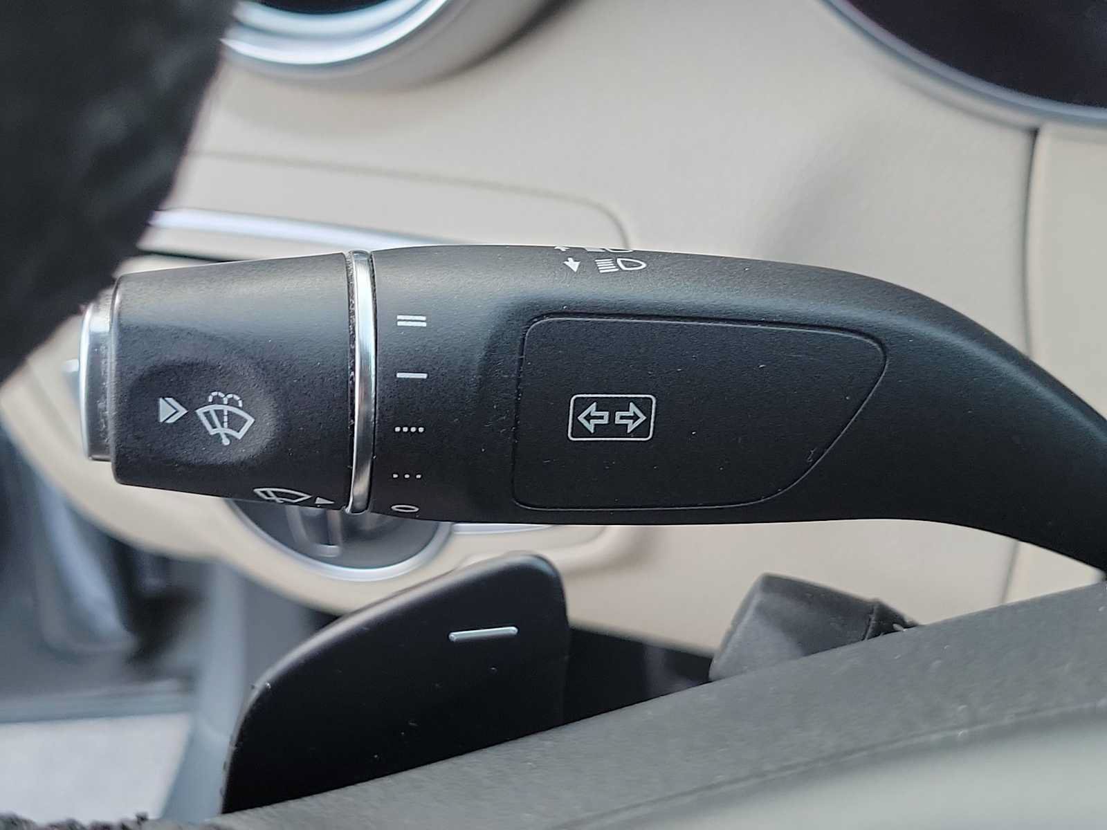Used 2017 Mercedes-Benz C 300 Sedan image 25