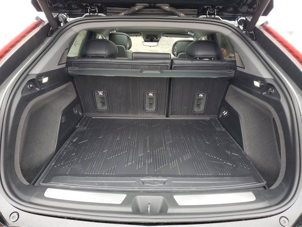 New 2026 Cadillac Optiq Sport 1 image 28