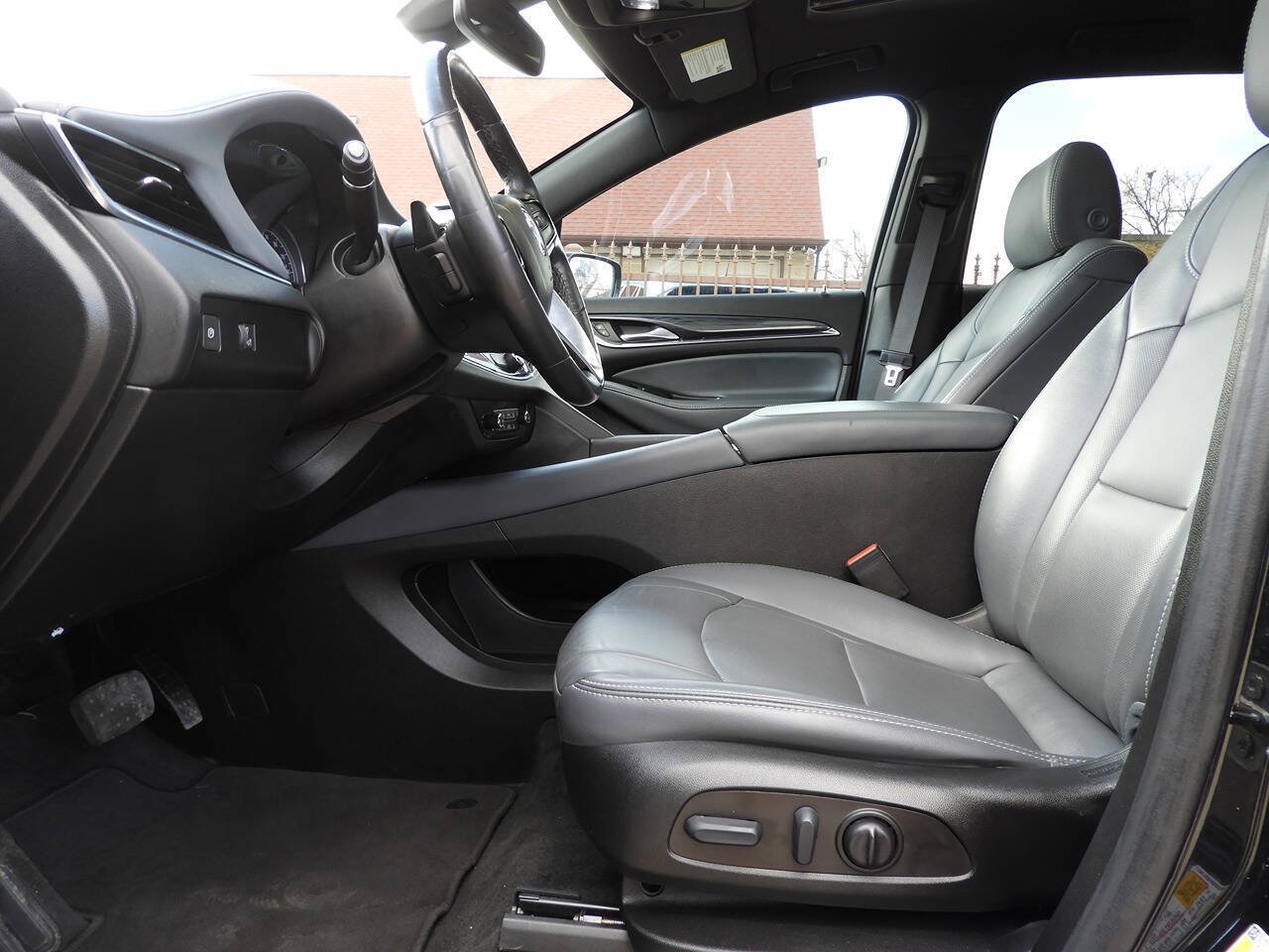 Used 2022 Buick Enclave Essence w/ Experience Buick Package FWD image 14