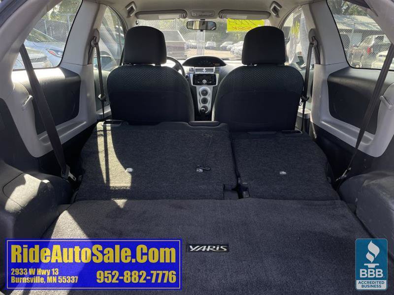 Used 2008 Toyota Yaris 2-Door Hatchback FWD image 31