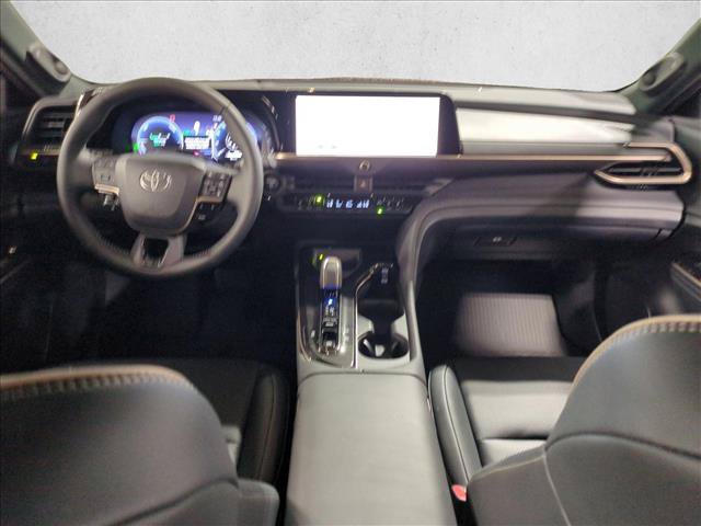 Used 2026 Toyota Crown Signia w/ Advanced Technology Package AWD/4WD image 18