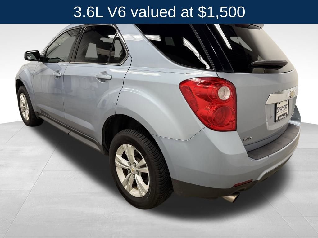 Used 2015 Chevrolet Equinox LT w/ Driver Convenience Package image 3