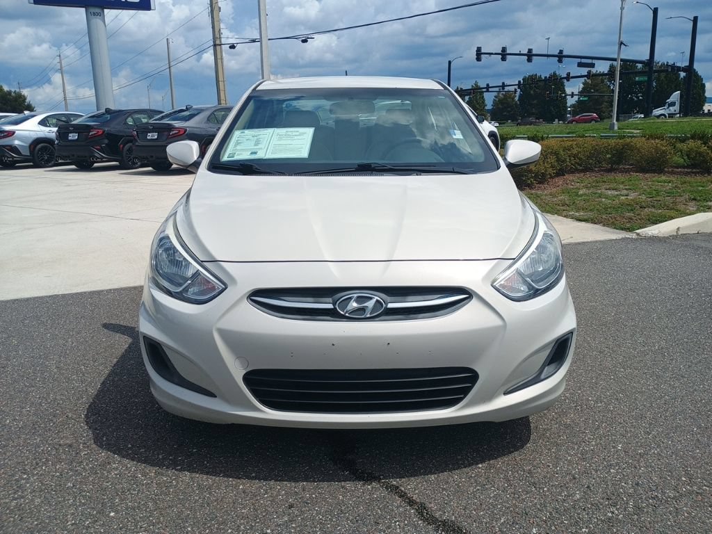 Used 2016 Hyundai Accent SE FWD image 2