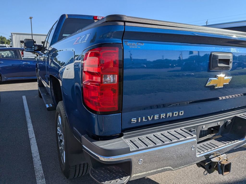 Used 2019 Chevrolet Silverado 2500 LTZ w/ Duramax Plus Package AWD/4WD image 7