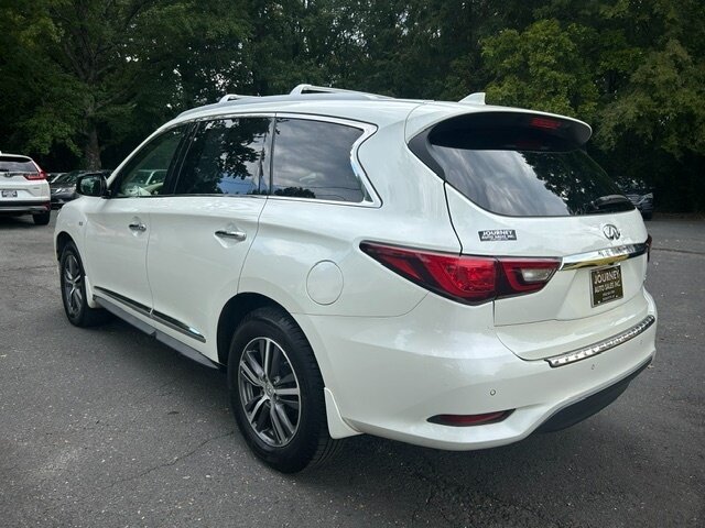 Used 2019 INFINITI QX60 Luxe w/ Essential Package AWD/4WD image 3