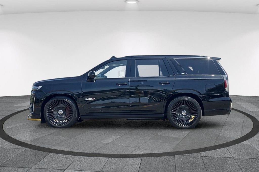 Used 2023 Cadillac Escalade V w/ Heavy-Duty Trailer Package AWD/4WD image 8