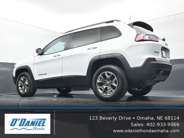Used 2019 Jeep Cherokee Trailhawk w/ Cold Weather Group AWD/4WD image 22