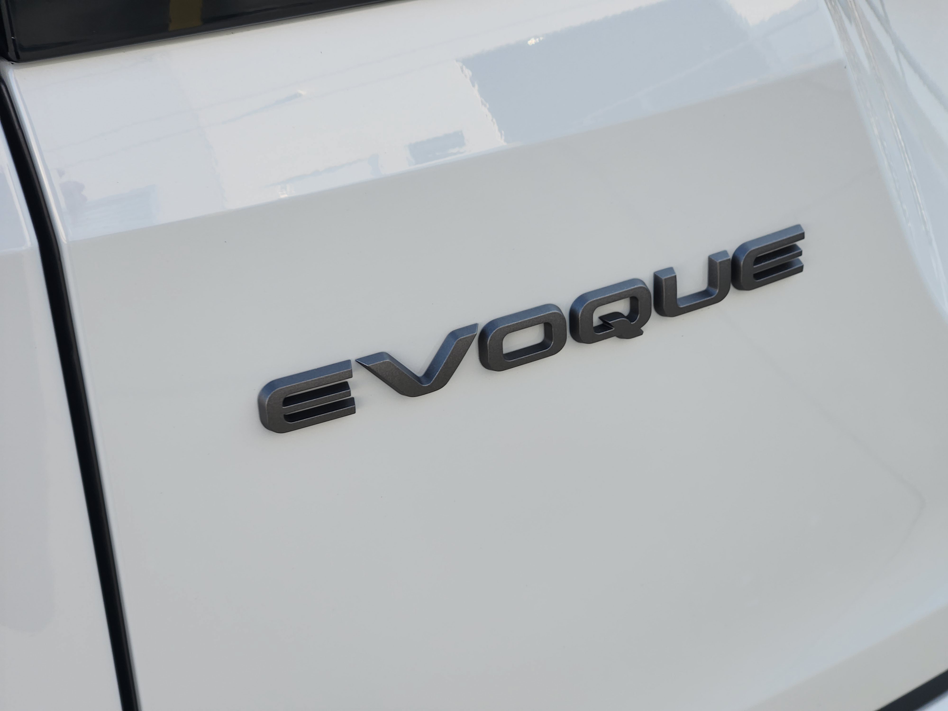 New 2026 Land Rover Range Rover Evoque Hoxton AWD/4WD image 35