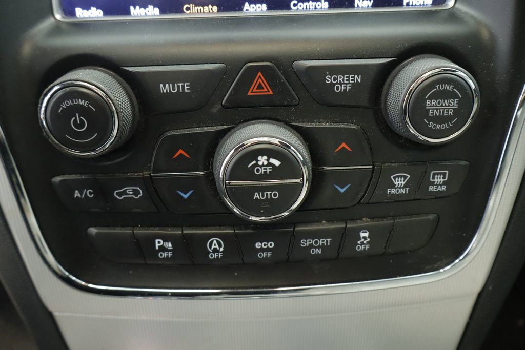 Used 2018 Jeep Grand Cherokee Limited AWD/4WD image 28