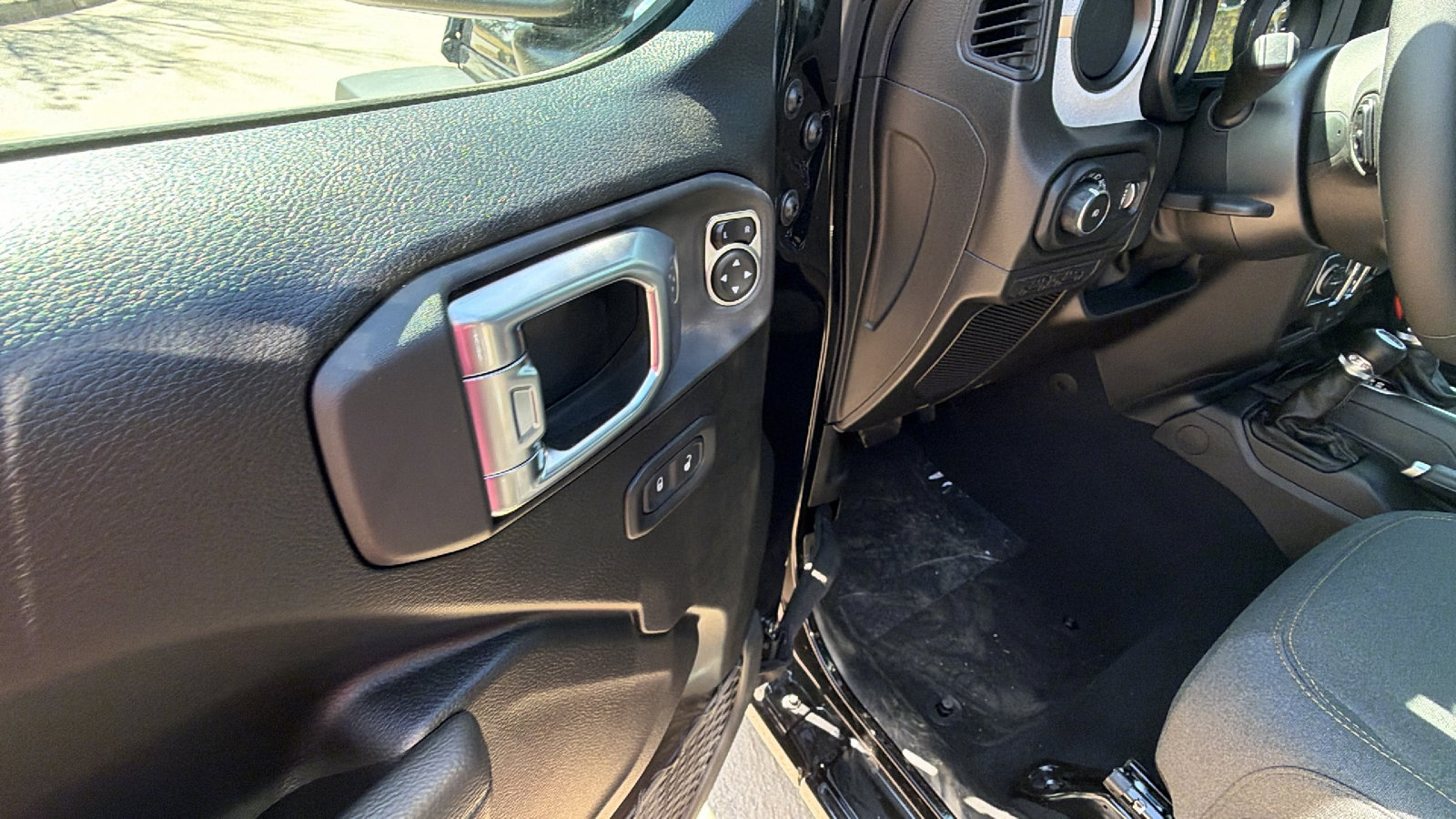 New 2026 Jeep Wrangler Sport S AWD/4WD image 15