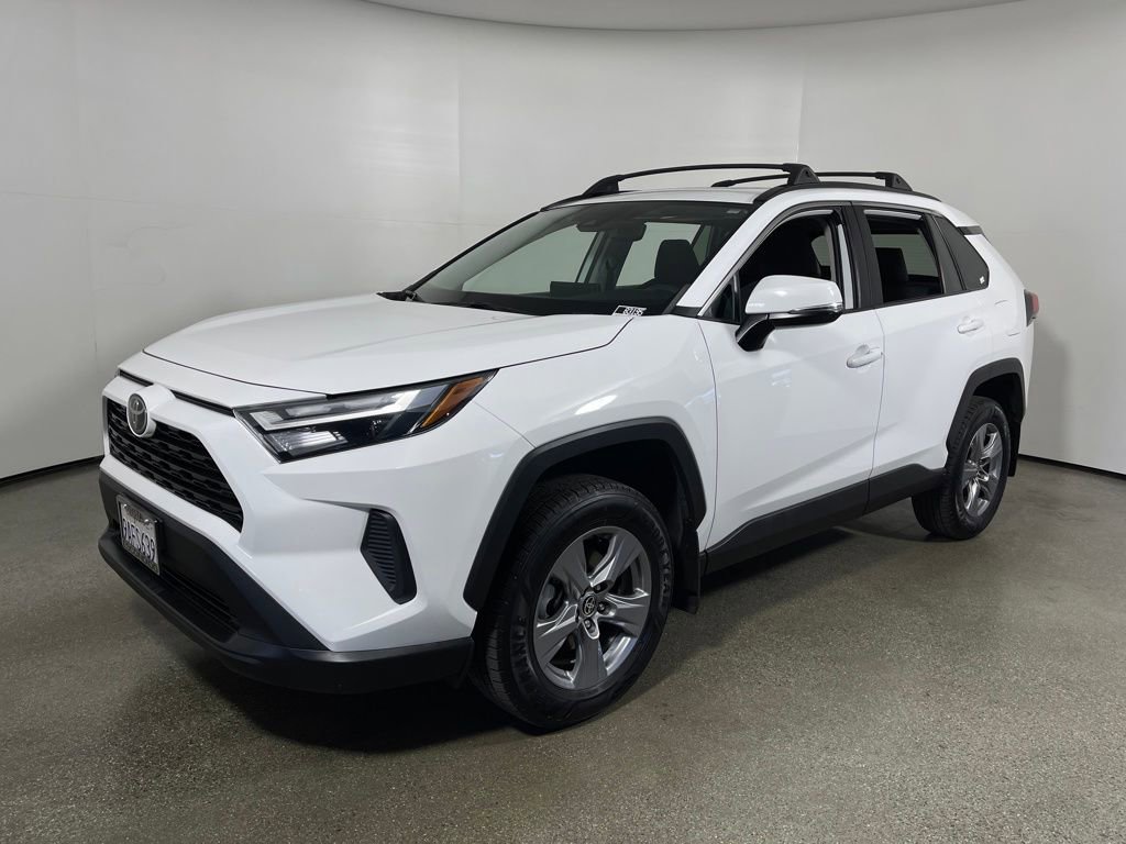 Certified 2022 Toyota RAV4 XLE w/ Convenience Package image 7