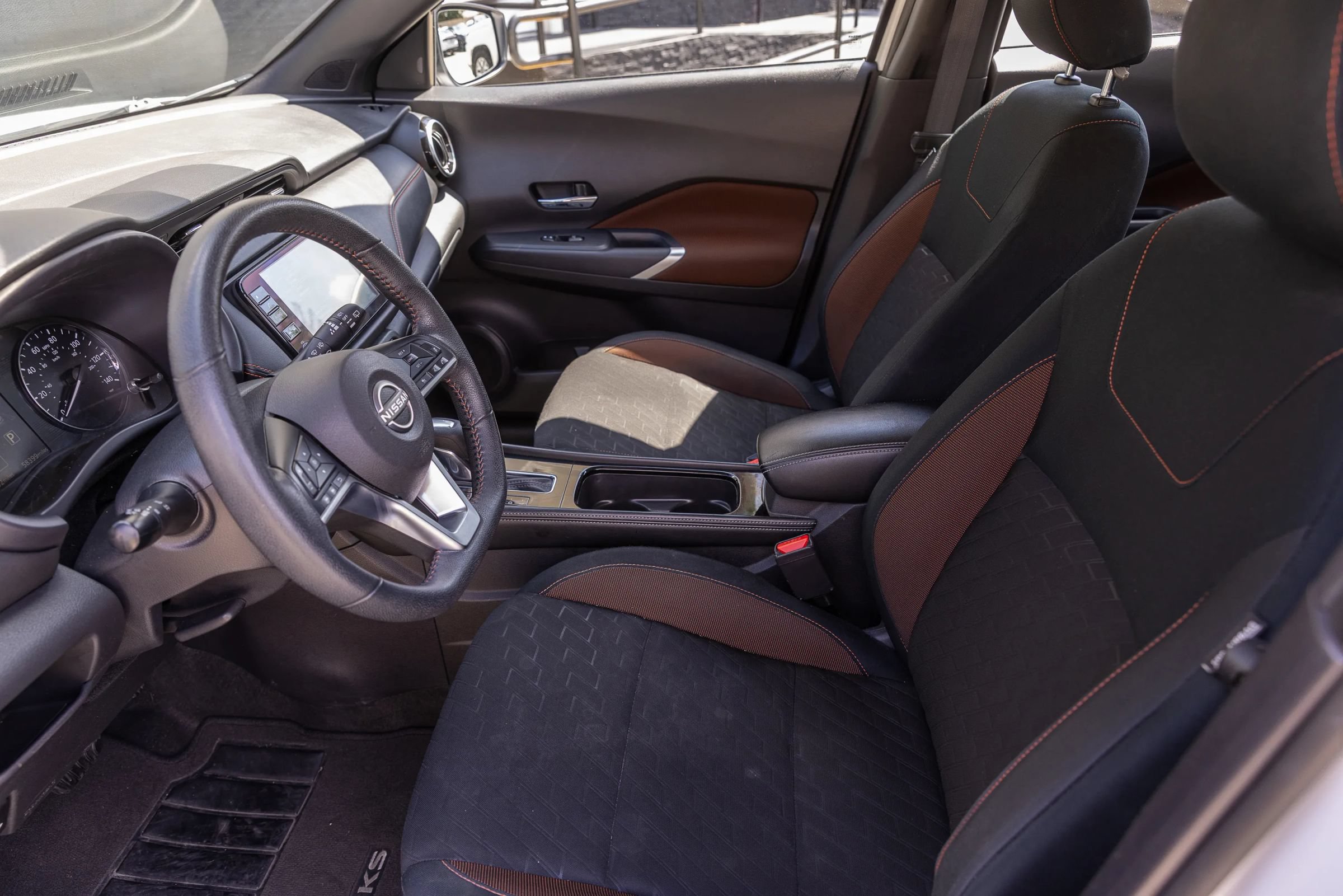 Used 2024 Nissan Kicks SR FWD image 20