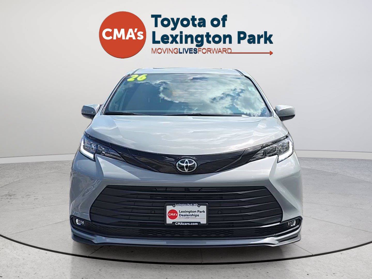 Used 2026 Toyota Sienna XLE Woodland Edition AWD/4WD image 8