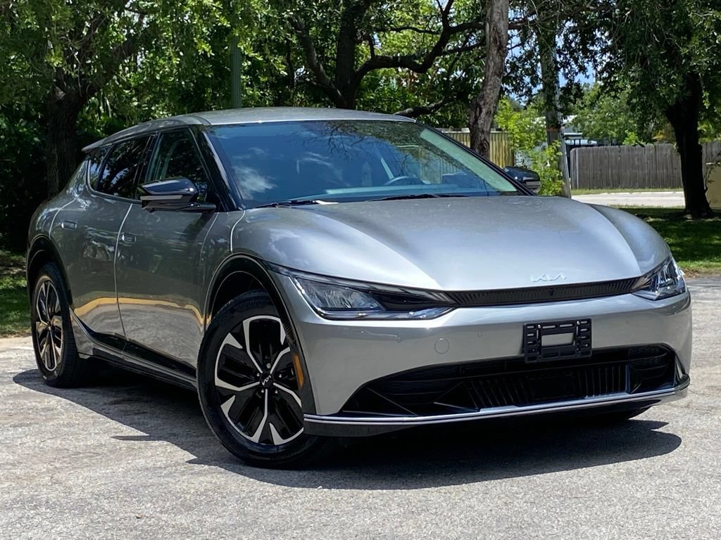 Used 2023 Kia EV6 Wind w/ Wind Technology Package RWD image 4