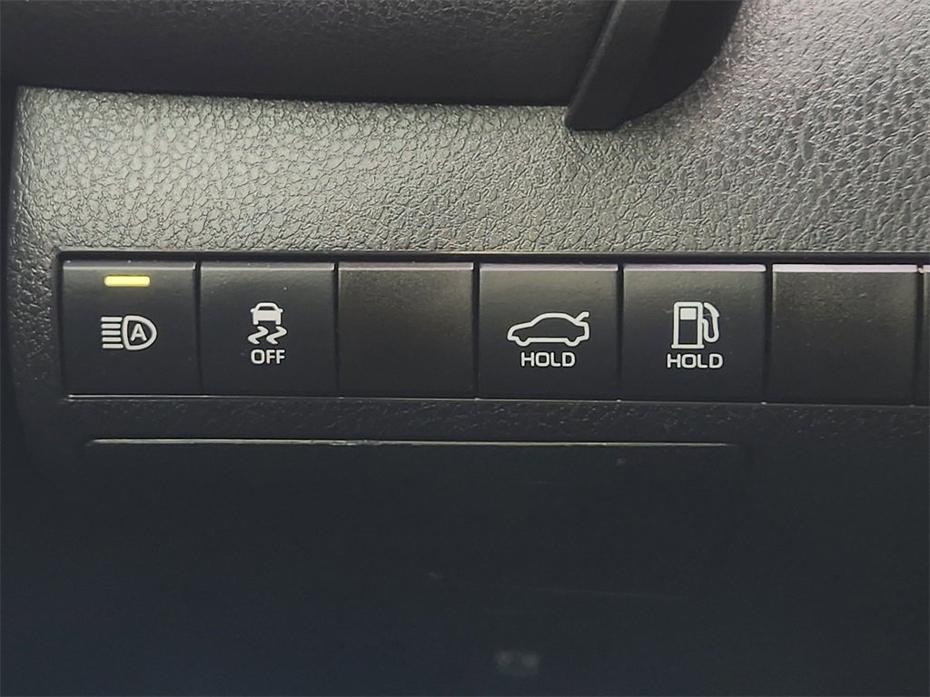 Used 2022 Toyota Camry XSE image 24