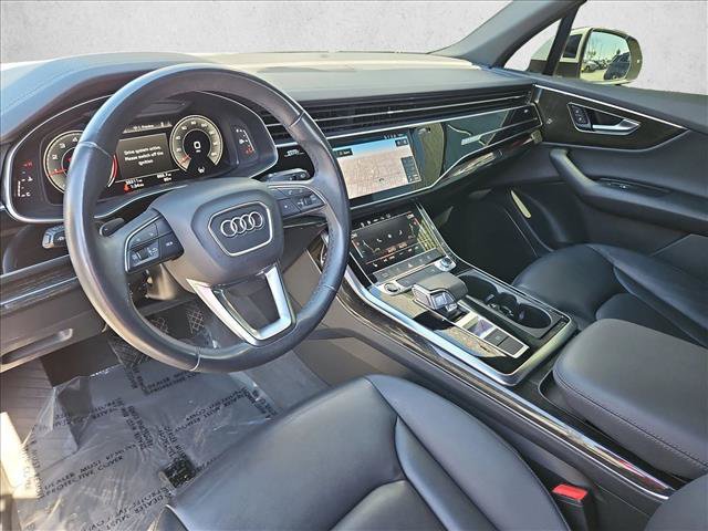 Used 2023 Audi Q7 2.0T Premium w/ Convenience Package AWD/4WD image 12