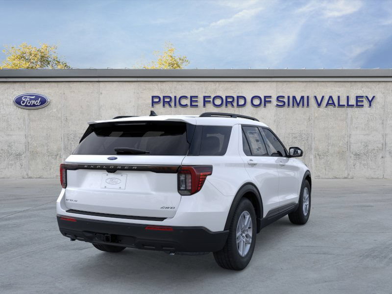 Used 2026 Ford Explorer Active AWD/4WD image 8