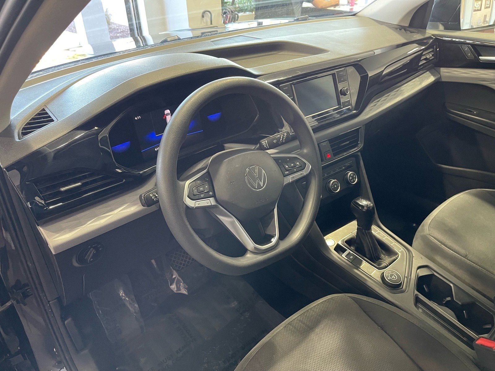 Used 2022 Volkswagen Taos S image 25