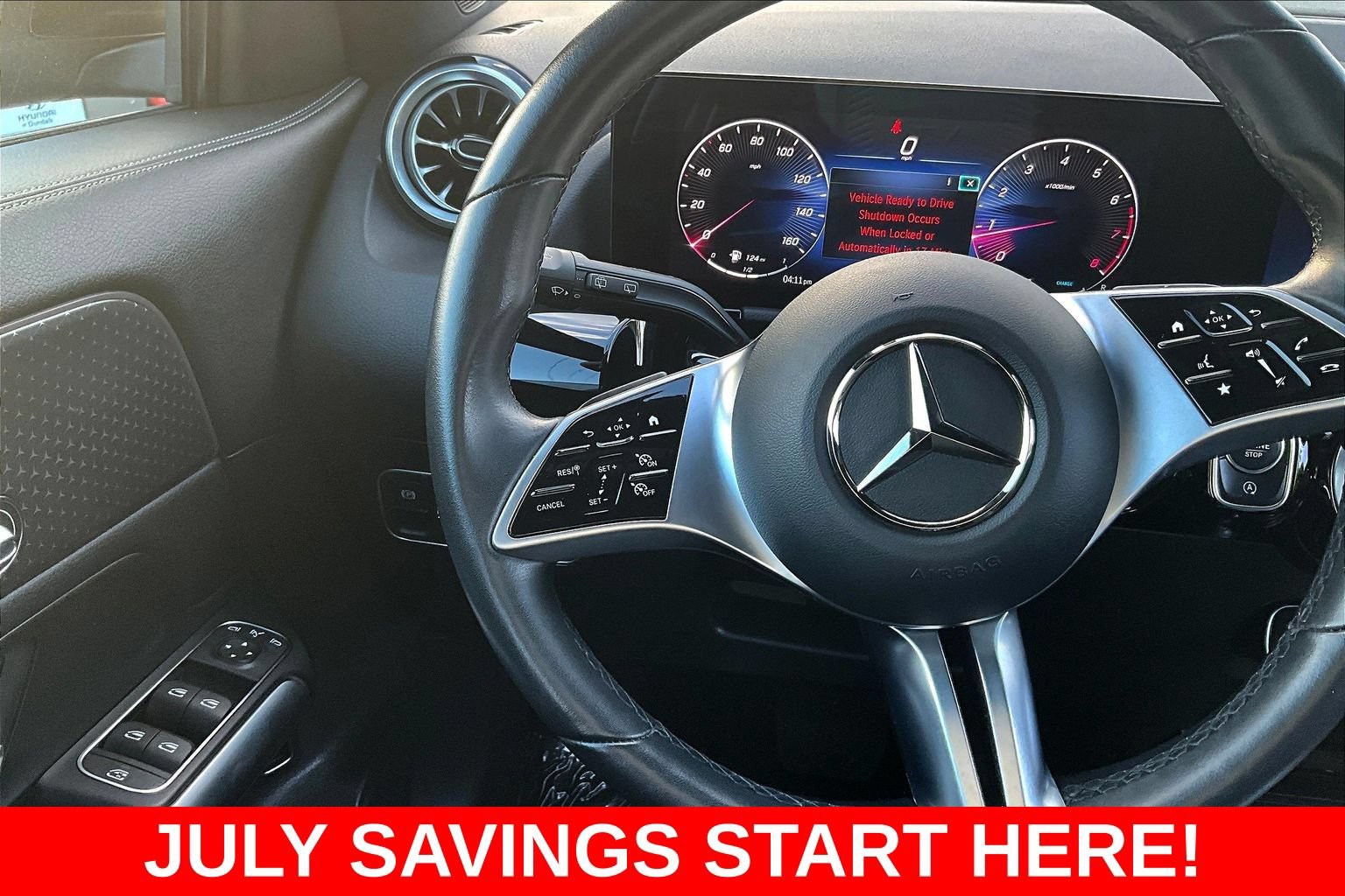 Used 2025 Mercedes-Benz GLA 250 4MATIC image 14