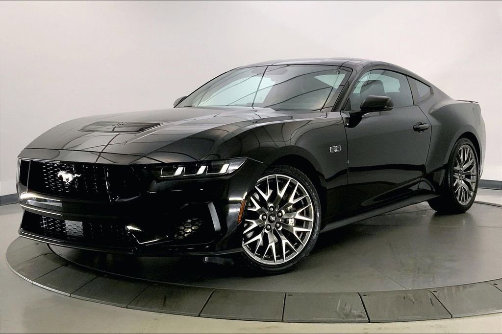 Used 2024 Ford Mustang GT Premium image 11