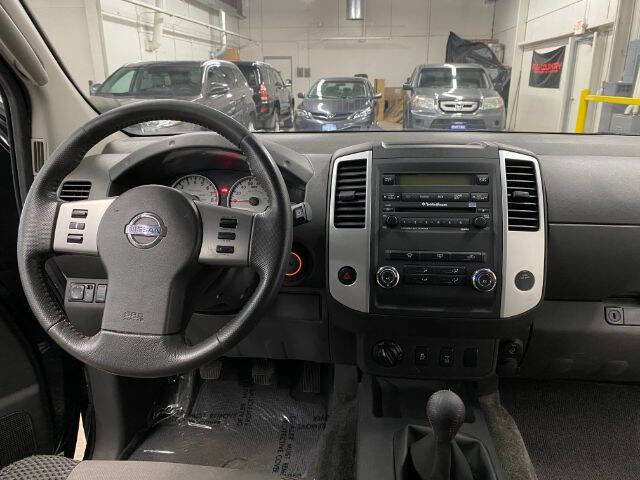 Used 2012 Nissan Xterra PRO-4X AWD/4WD image 19