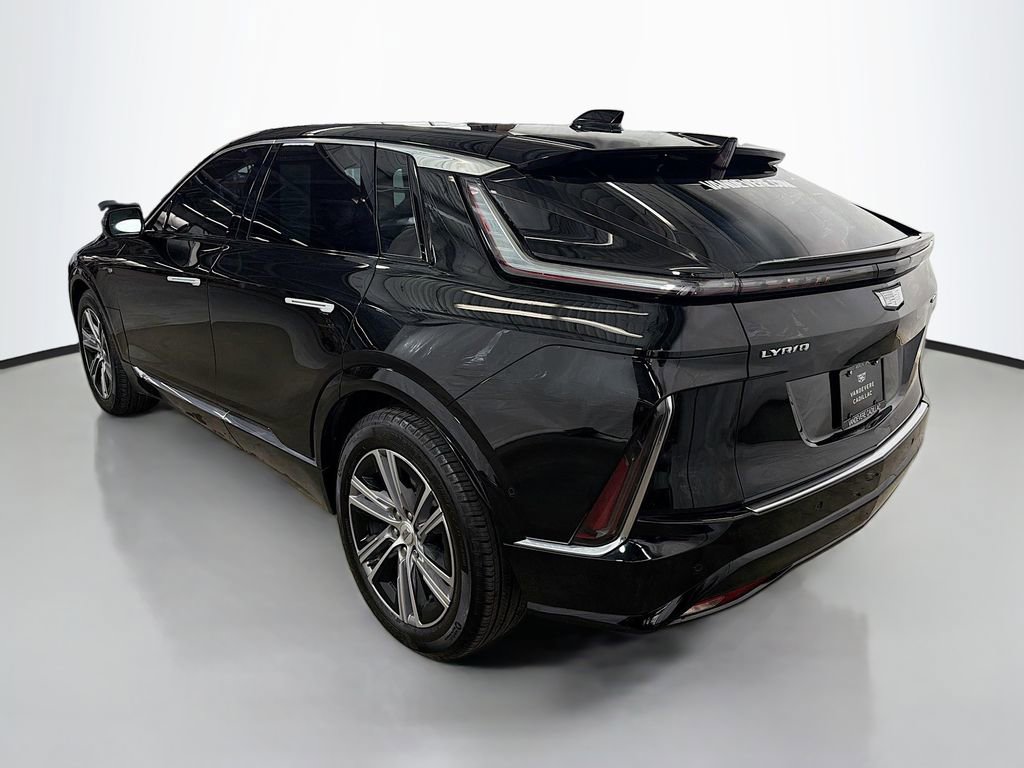 Used 2024 Cadillac Lyriq Luxury image 5