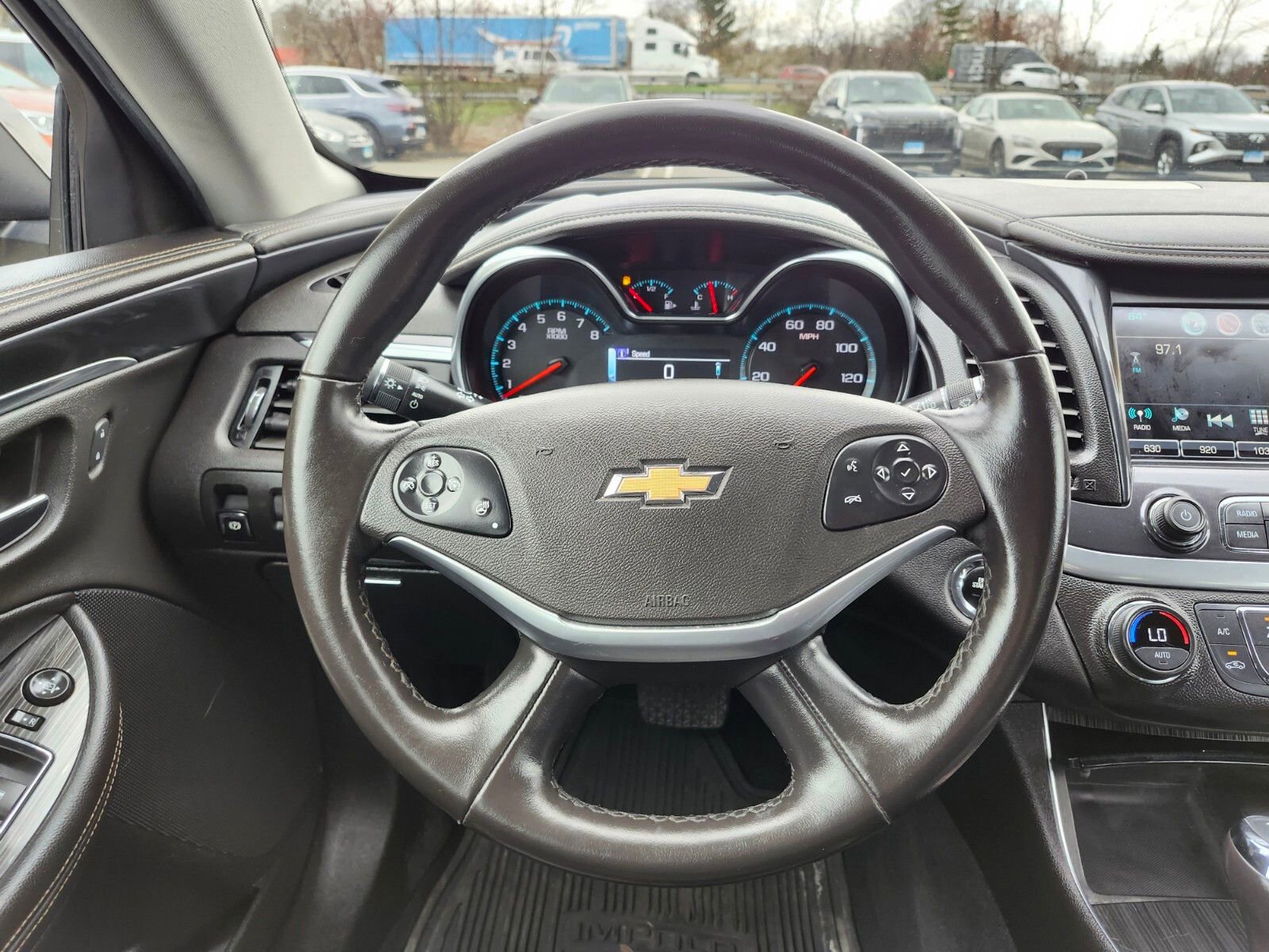 Used 2019 Chevrolet Impala LT w/ LT Convenience Package image 13