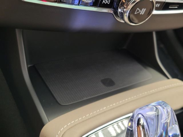 New 2026 Volvo XC90 B6 Ultra w/ Protection Package AWD/4WD image 19