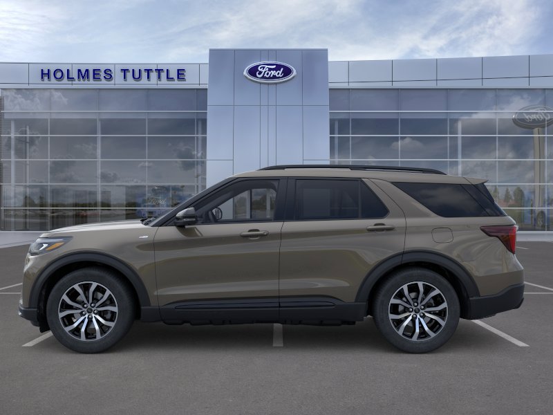 New 2026 Ford Explorer ST-Line image 3