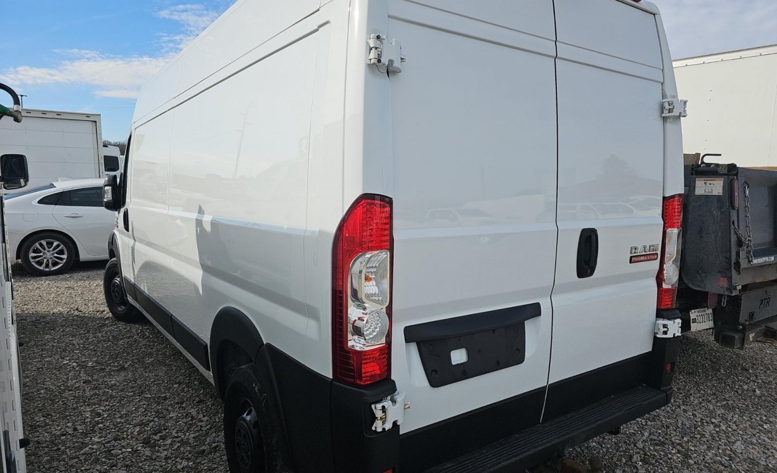 Used 2022 RAM ProMaster 2500 w/ Interior LED Lighting Group FWD image 8