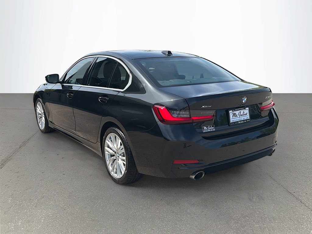 Used 2024 BMW 330i xDrive Sedan w/ Convenience Package AWD/4WD image 6