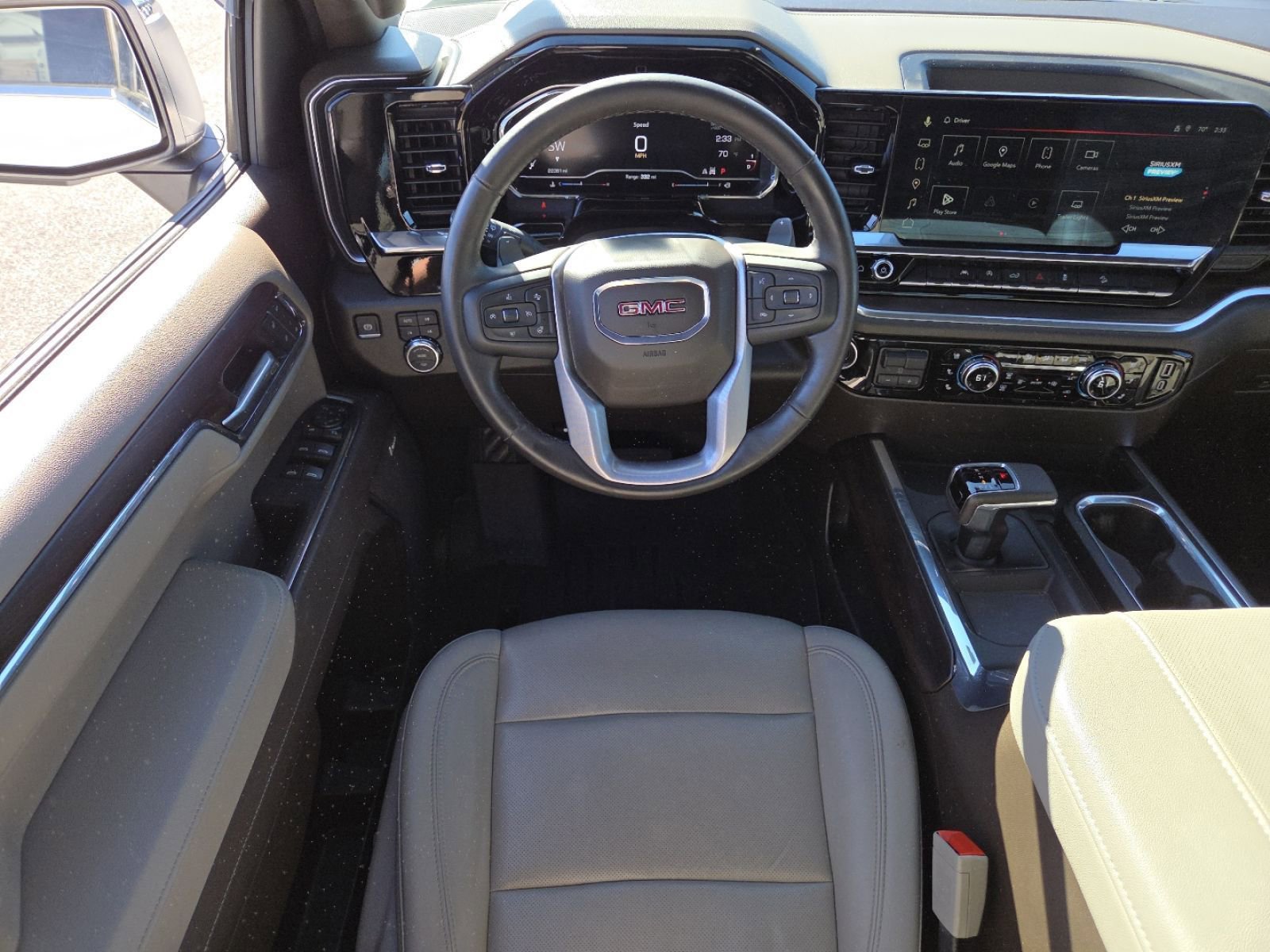 Used 2025 GMC Sierra 1500 SLT w/ SLT Convenience Package AWD/4WD image 30