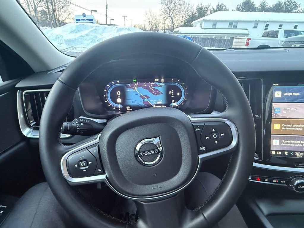 Used 2025 Volvo S60 B5 Core image 23