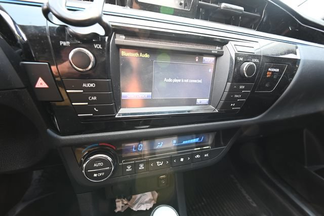 Used 2015 Toyota Corolla S FWD image 12