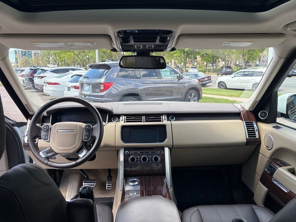 Used 2015 Land Rover Range Rover Supercharged image 20