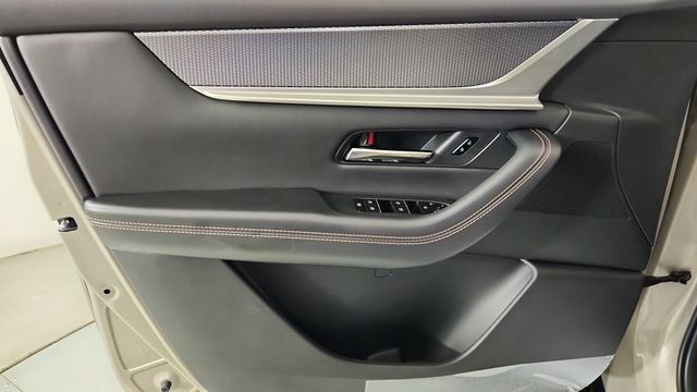New 2026 MAZDA CX-90 Plug-In Hybrid w/Premium Sport AWD/4WD image 9