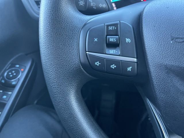 Used 2021 Ford Escape SE w/ SE Sport Appearance Package image 26