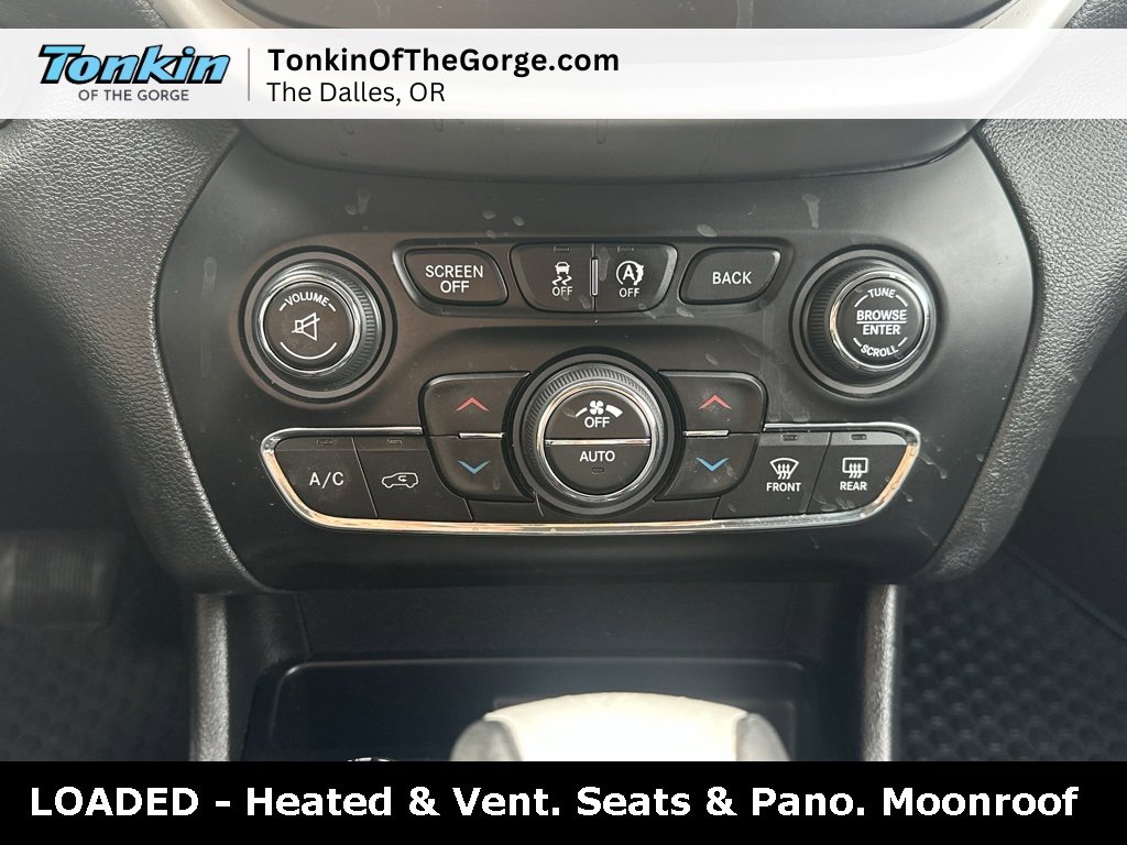 Used 2017 Jeep Cherokee Trailhawk image 22