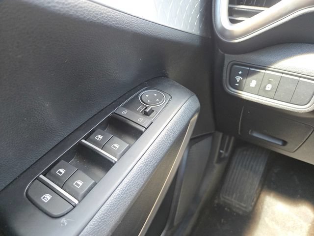 Certified 2025 Kia Soul LX w/ LX Technology Package FWD image 18