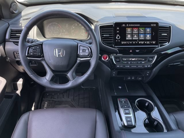 Used 2025 Honda Ridgeline Black Edition image 10