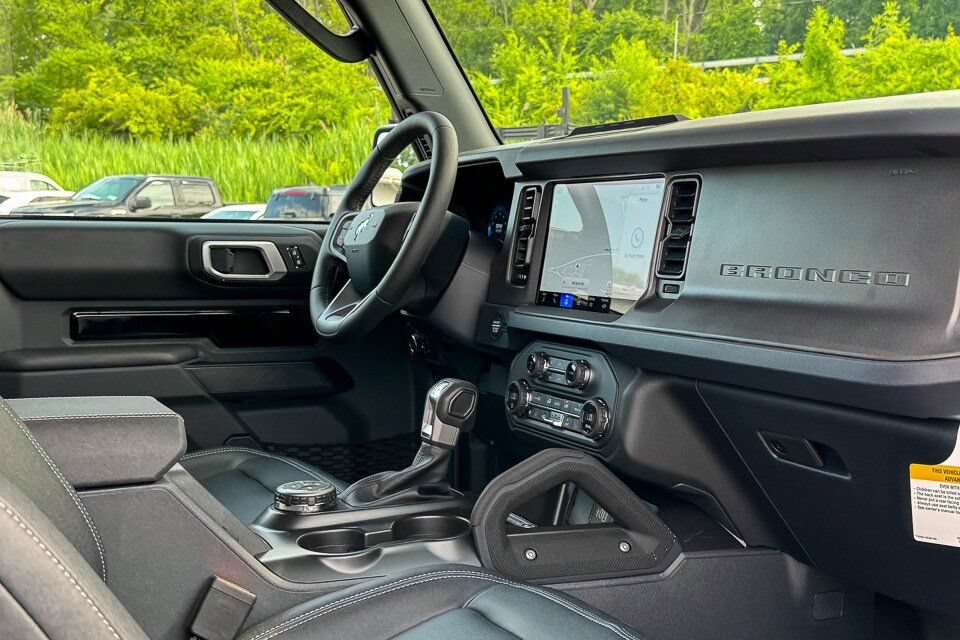 New 2026 Ford Bronco Badlands AWD/4WD image 17