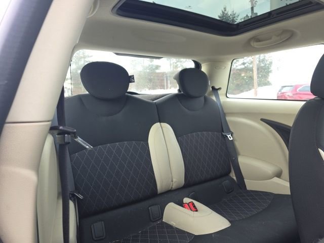 Used 2013 MINI Cooper Hardtop image 12