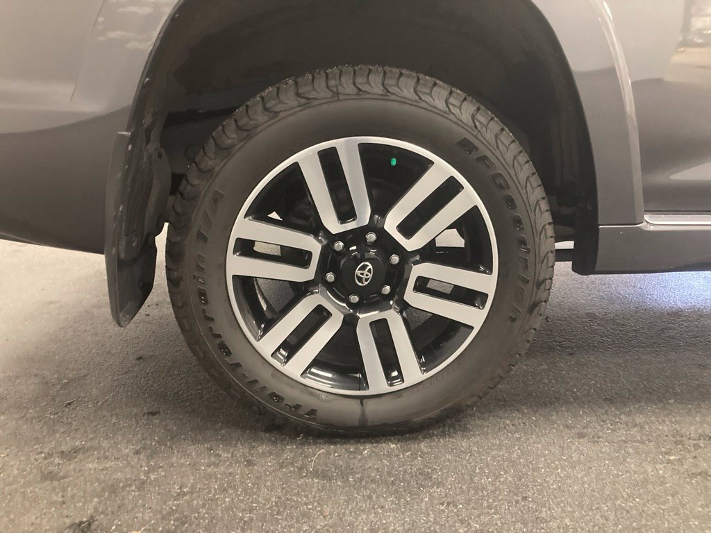 Used 2023 Toyota 4Runner Limited AWD/4WD image 13