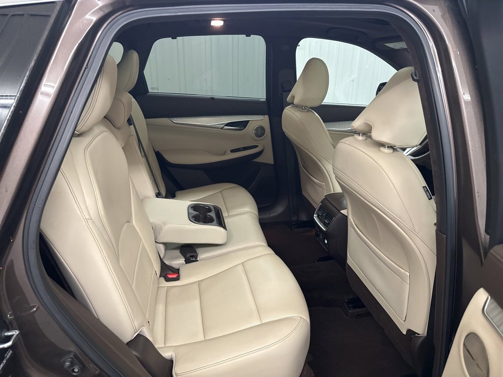 Certified 2019 INFINITI QX50 Essential w/ Sensory Package image 30