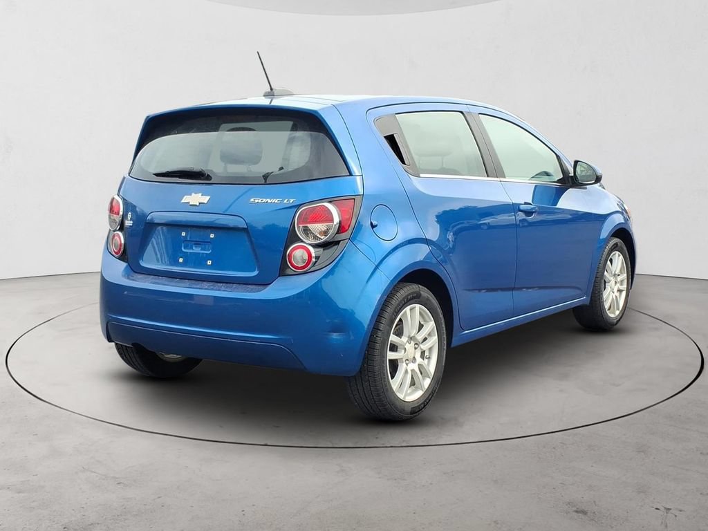 Used 2016 Chevrolet Sonic LT w/ Wheels and Fog Lamp Package FWD image 5