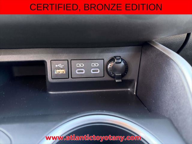 Certified 2023 Toyota Highlander Bronze Edition AWD/4WD image 29