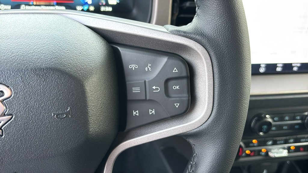 New 2026 Ford Bronco Outer Banks AWD/4WD image 15