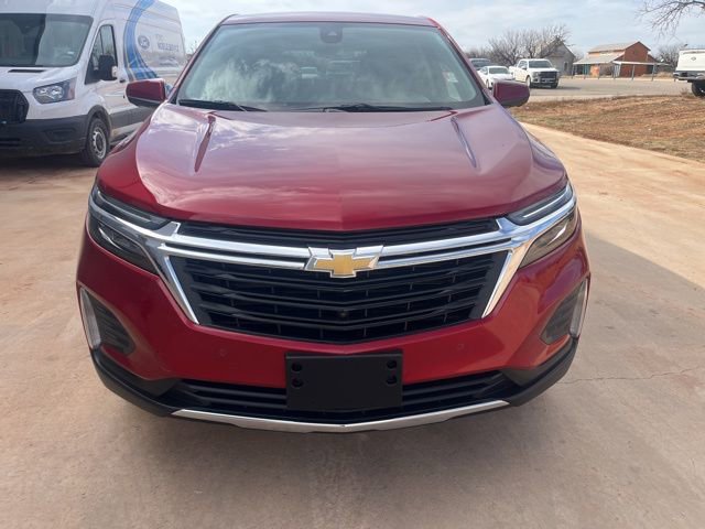 Used 2023 Chevrolet Equinox LT image 2