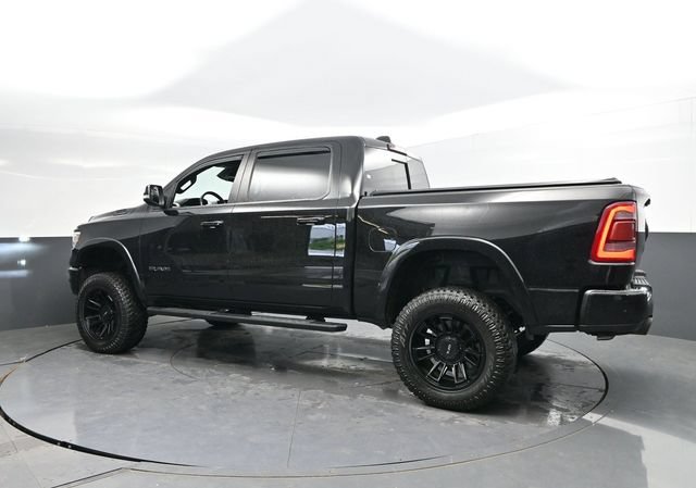Used 2022 RAM 1500 Laramie w/ Sport Appearance Package AWD/4WD image 9
